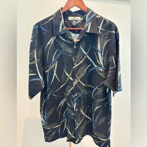 Tommy Bahama Silk Tropical Short Sleeve Button Down Shirt Black Pattern Men’s Me